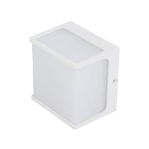 Arandela Led 8w Hansa 3000k Branca Ip65 Bivolt Gaya