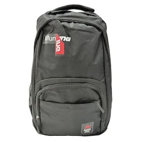 Mochila Juvenil Poliéster Fashion Around You Preta- Muning