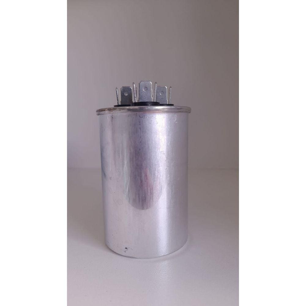 Capacitor