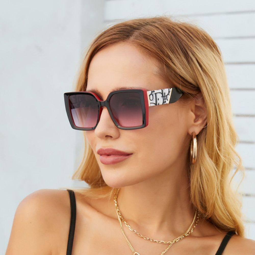 Óculos De Sol Feminino QUADRADO GRANDE Vermelho Degradê Retrô C/ Proteção UV400