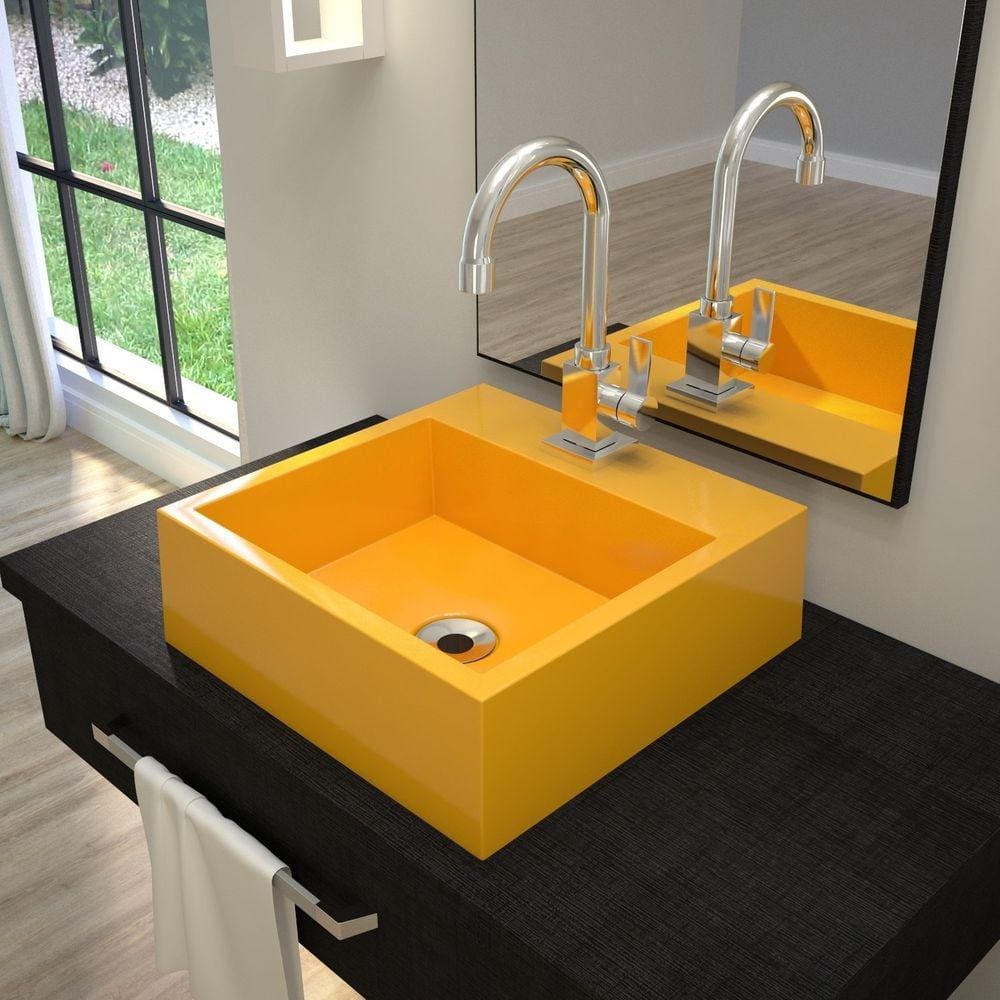 Kit Cuba Q395 com Torneira Luxo 1195 Metal e Válvula 1 Pol. e Sifão Pvc e Flexível Compace Amarelo