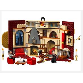 Banner de casa Harry Potter Gryffindor com minifiguras 9+