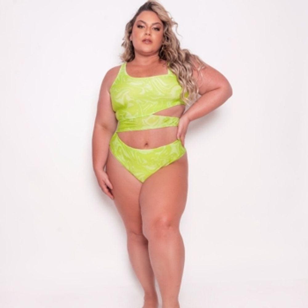 Maiô Plus Size Com  Abertura Lateral