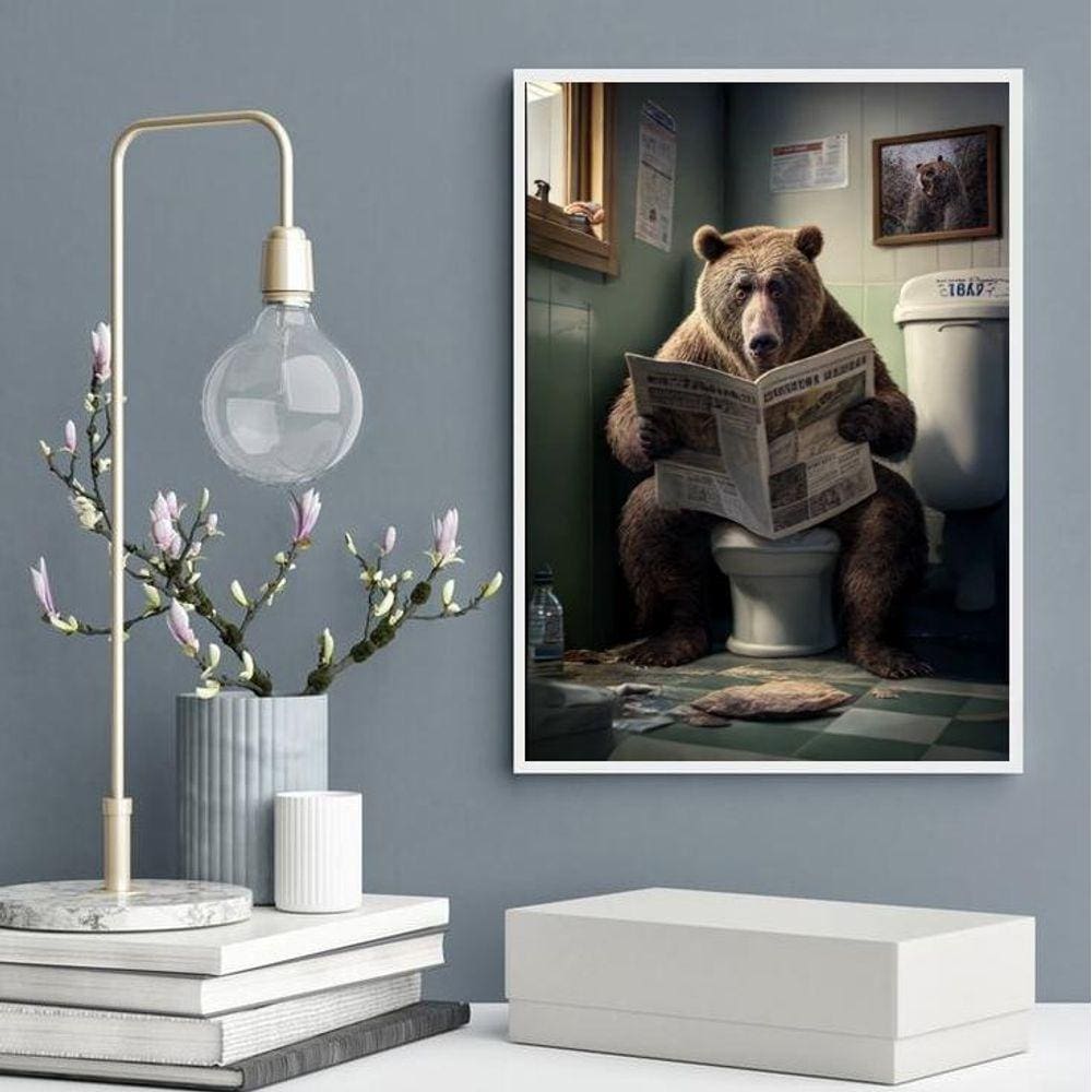 Quadro Urso No Banheiro Lendo Jornal 45X34Cm
