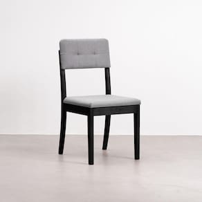 Cadeira Estofada Tiê CabeCasa MadeiraMadeira Preto/Cinza