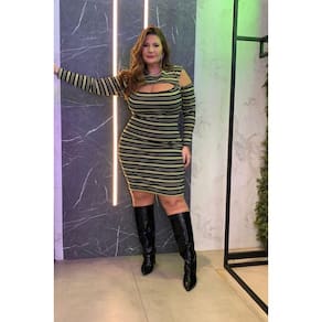 Vestido Plus Size Listrado Manga Longa