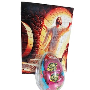 Presente de Páscoa Chocolates e Guloseimas + Quebra-cabeça Infantil Jesus Vive de 60 peças