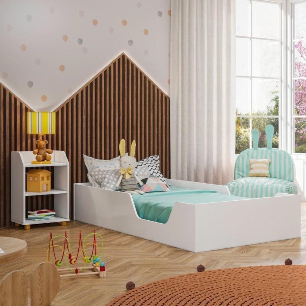 Quarto infantil com Cama e Mesa de Cabeceira Luísa Branco