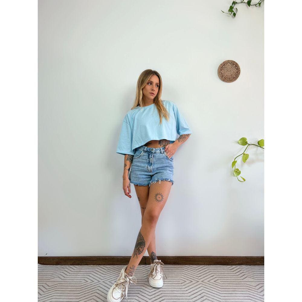 Camiseta Cropped Oversized Aveloz- Azul Claro