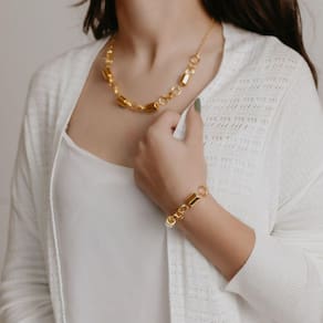 Conjunto pulseira e colar tubo