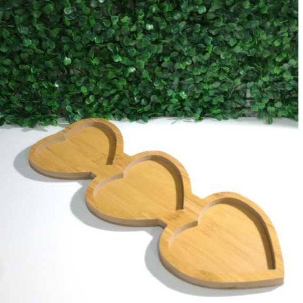 BANDEJA DE MADEIRA EM FORMATO DE CORAÇÃO 35x13CM TOQUE ROMÂNTICO PARA SUA CASA