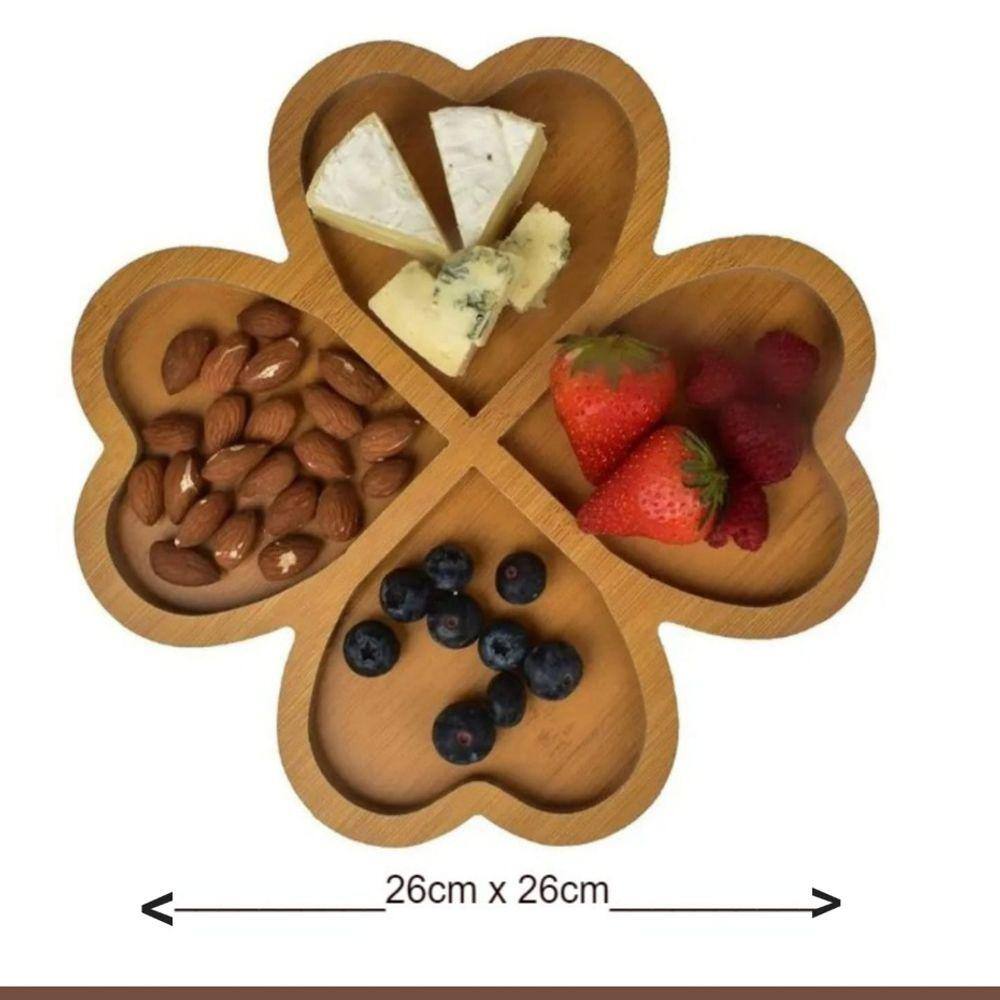 Petisqueira Bandeja Para Petistos Com 4 Divisórias 26X26cm Formato Trevo Coração