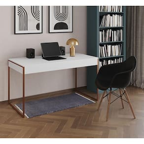 Escrivaninha Home Office Estilo Industrial Malta Branca 137x53cm Base Cobre com 1 Poltrona Preta Eam