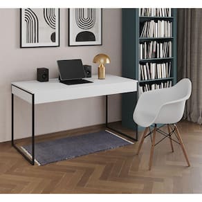 Escrivaninha Home Office Estilo Industrial Malta Branca 137x53cm Ferro Preto com 1 Poltrona Branca E