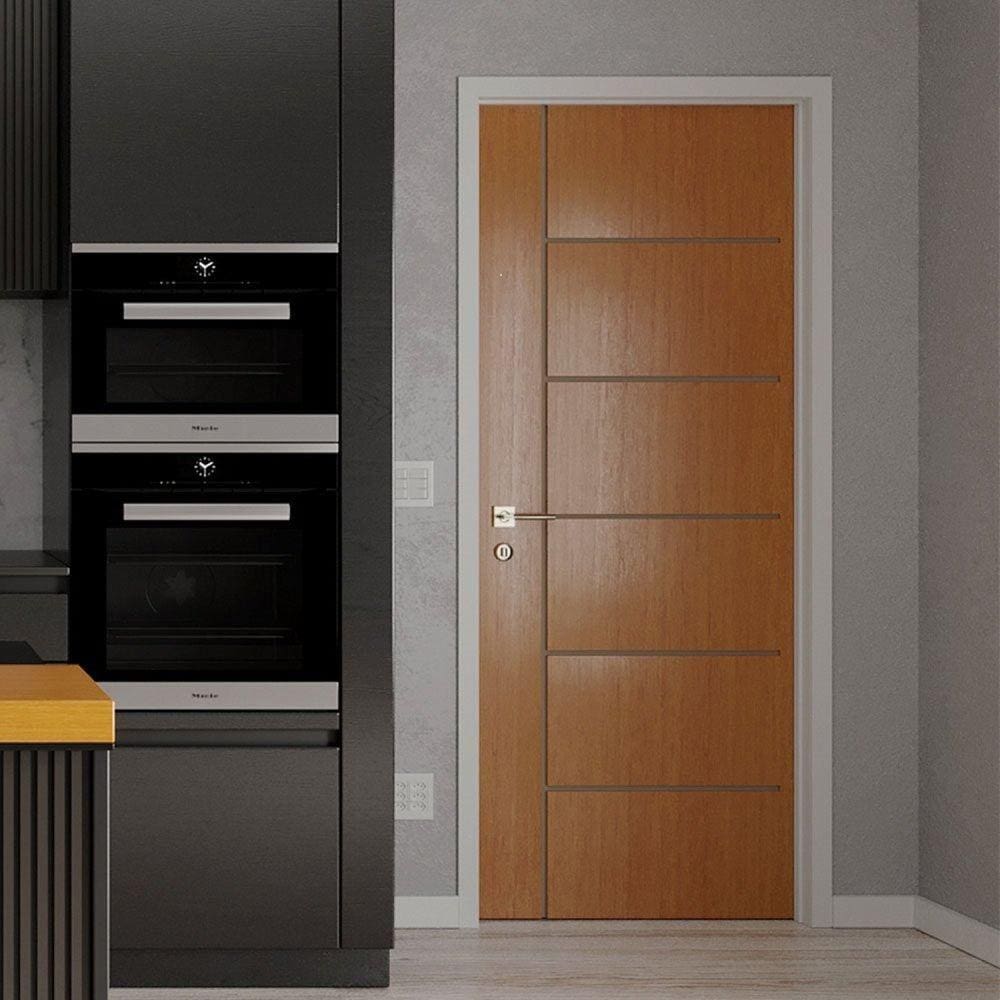 Folha de Porta de Madeira 210x70cm Espessura 3,5cm MSO Eucaplac Frisada Elegance Eucatex Nogal Mel