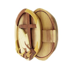 Puzzle Box Carver Dan`s Shop Praying Hands Church Blessing