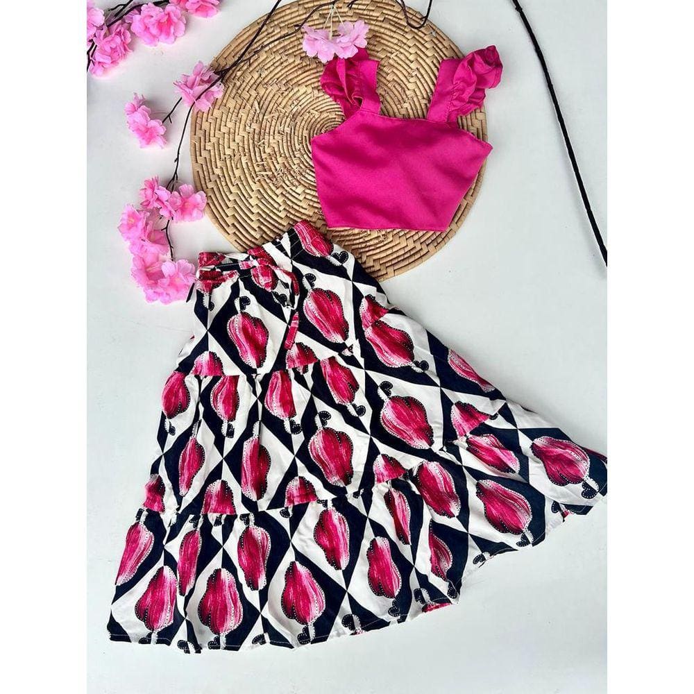 Conjunto Infantil Blogueirinha Saia Longa E Cropped