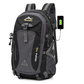 Mochila SUUTOOP 002 impermeável 40L com porta USB - preta