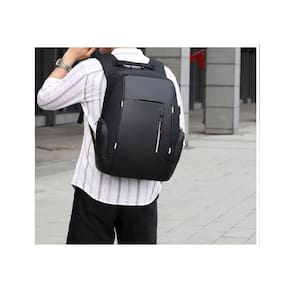 Mochila multifuncional impermeável para laptop 35L com porta USB