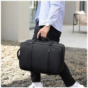 Mochila multifuncional impermeável de viagem 37L com porta USB