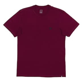 Camiseta DC Shoes Embroidery WT24 Masculina Bordo