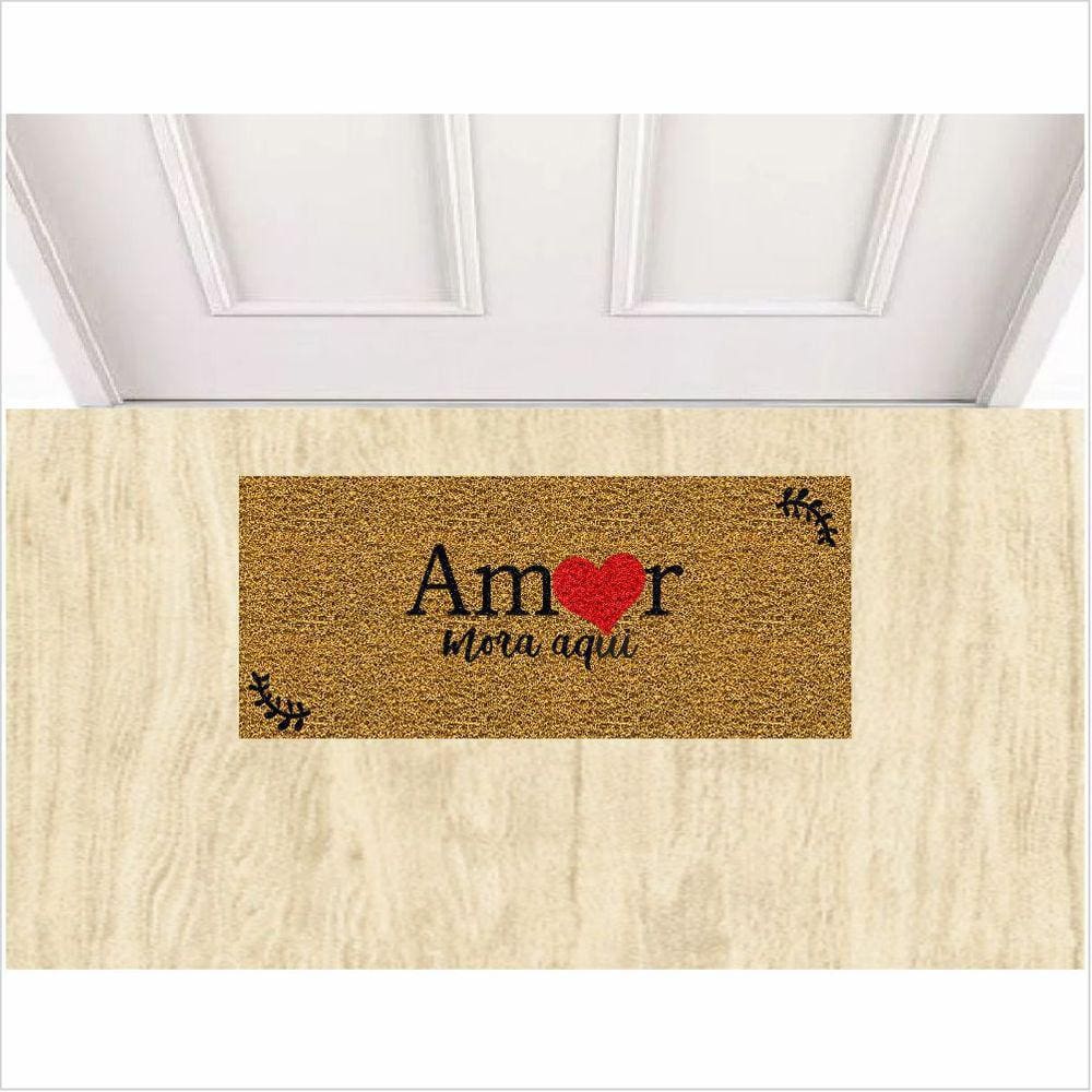 Tapete Emborrachado Amor Mora Aqui 70X30 cm Varias Cores.