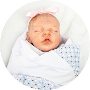 Boneca Bebe Reborn Menina Realista Recem Nascida