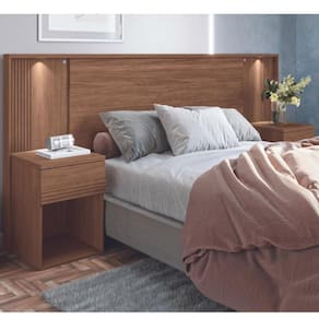 Cabeceira Queen com 2 Mesas de Cabeceira Bourbon Santos Andira