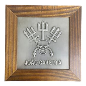 Quadro Exu Joâo Caveira Madeira Imbuia e Metal 18 x18 cm