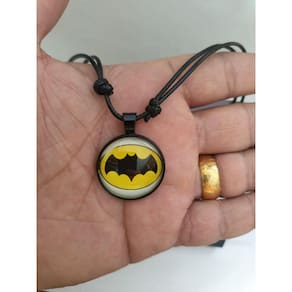 Colar Ajustavel Batman Pingente Cabochon Redondo Vidro