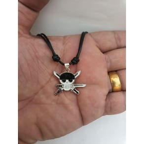 Colar Caveira Roronoa Zoro One Piece Ótimo Lembrancinha
