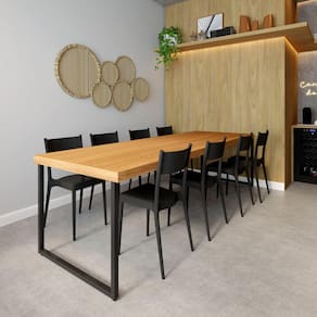 Conjunto Mesa Madeira Maciça Bernardo 2,50m Ferragem Preta com 8 Cadeiras Tramontina Preta
