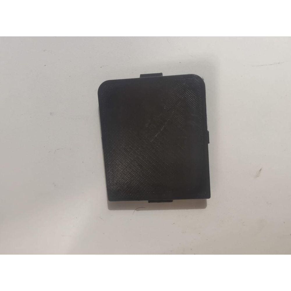 Capa Tampa Reboque Parachoq Traseiro Direito Bm X1