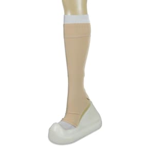 Meia Compressiva 3/4 Varimed Kit Úlcera Venosa Com Zíper Sem Ponteira