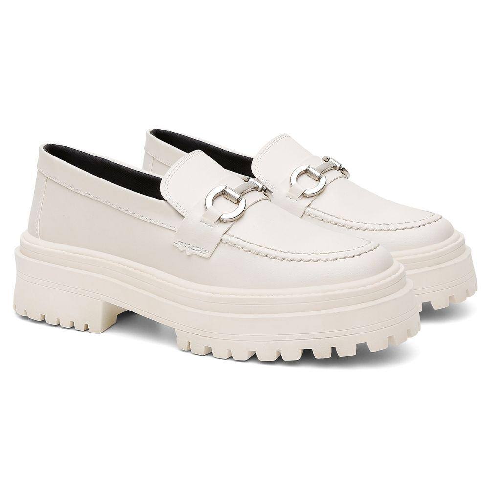 Mocassim Casual Feminino Moda Calce Fácil Detalhe Metal Sola Tratorada
