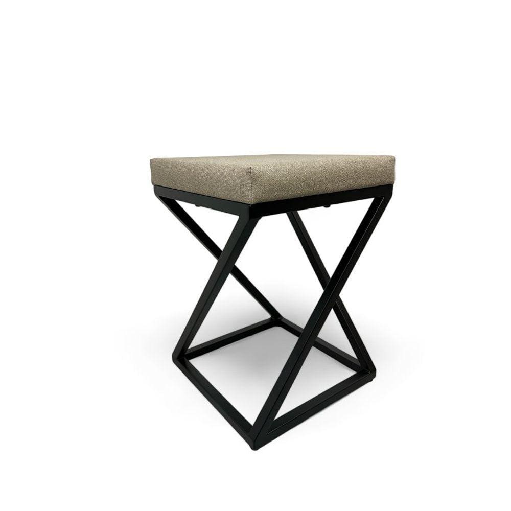 Banquinho Z Industrial Estofado Bege Metalon Preto