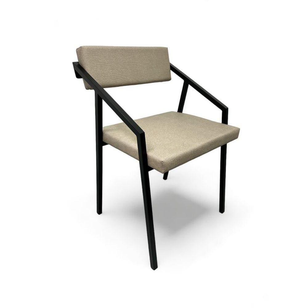 Cadeira Zenite Estofada Bege Metalon Preto