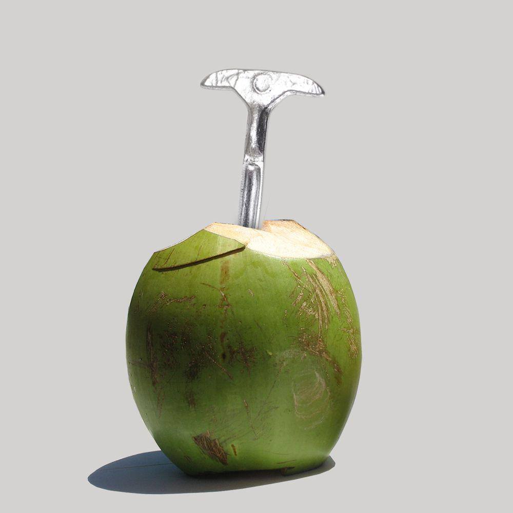 Furador Abridor De Coco em Alumínio Batido Polido 12 cm