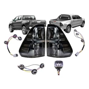 Par Lanterna Traseira Fumê Hilux 2016/7/8/9 20/1 Chicote Soquete