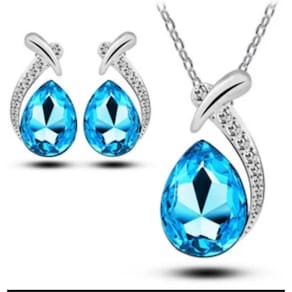 Conjunto colar e brincos formato de gota presente namorada