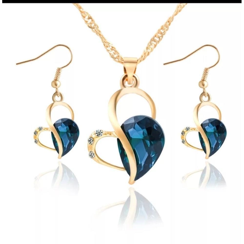 Lindo conjunto de colar e brincos dia das mães azul
