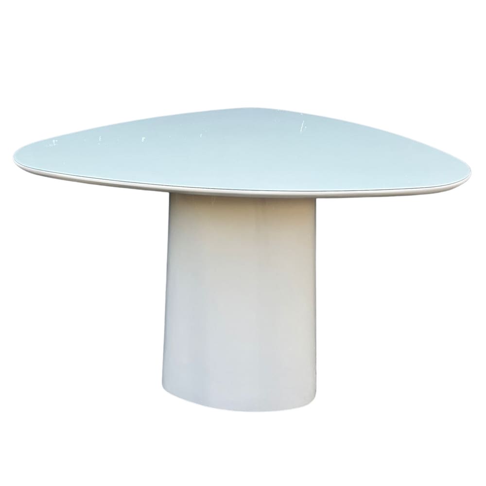 Mesa de Jantar Cone orgânica Redonda 110x113 cm Laqueado Off White