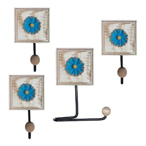 Kit Para Banheiro Com 3 Toalheiros E 1 Porta Papel Higiênico Rustico Flor Azul Cor Azul