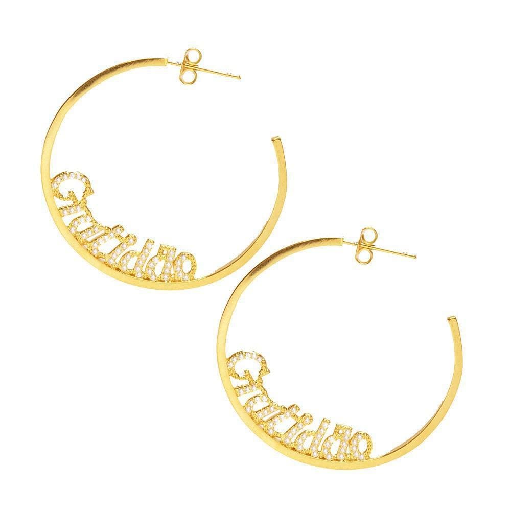 Brinco De Argola Escrita Gratidão Com Zirconia Folheado A Ouro