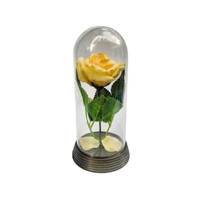 Linda redoma com rosa amarela, inspirada na a rosa encantada