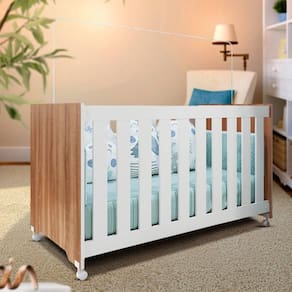Berço Com Rodinhas Altura Regulável 64 x 133 cm Marrom Branco Manny Shop JM