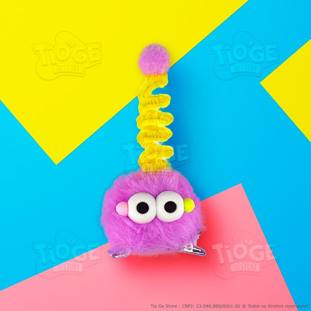 Monstrinho Bolinha de Pelúcia Antena Espiral Presilha Cabelo Maluco Bichinho Olhos Grandes Fofo Engraçado Roxo Amarelo