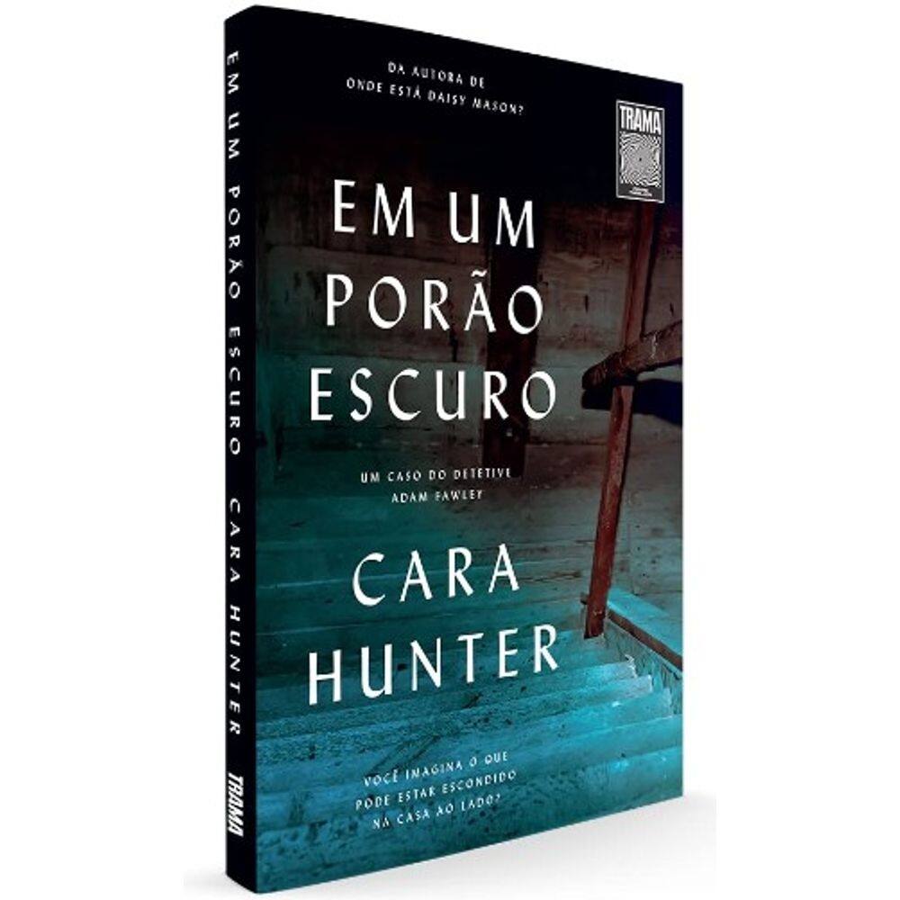 Em Um Porao Escuro