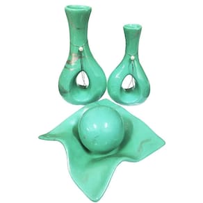 Jogo de vasos par furados e centro de mesa de sala turquesa