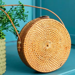 Bolsa Redonda De Palha Rattan Alça De Couro Importada Bali